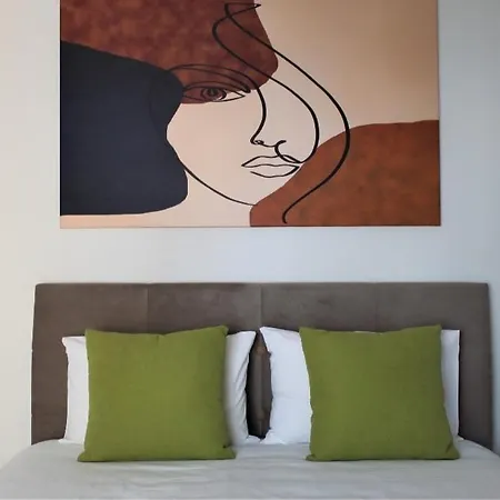 Maisoncalliroe Apartment